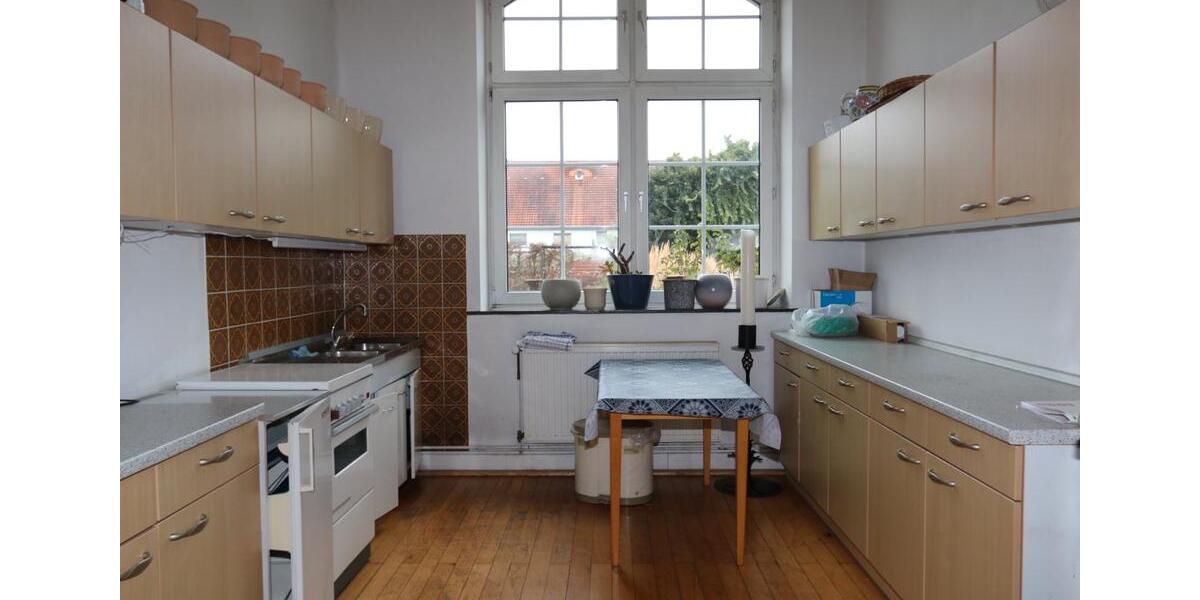 Einfamilienhaus Erwitte - 11 Zimmer, 483 m&sup2;, 590.000&euro; | Angebot:27014734