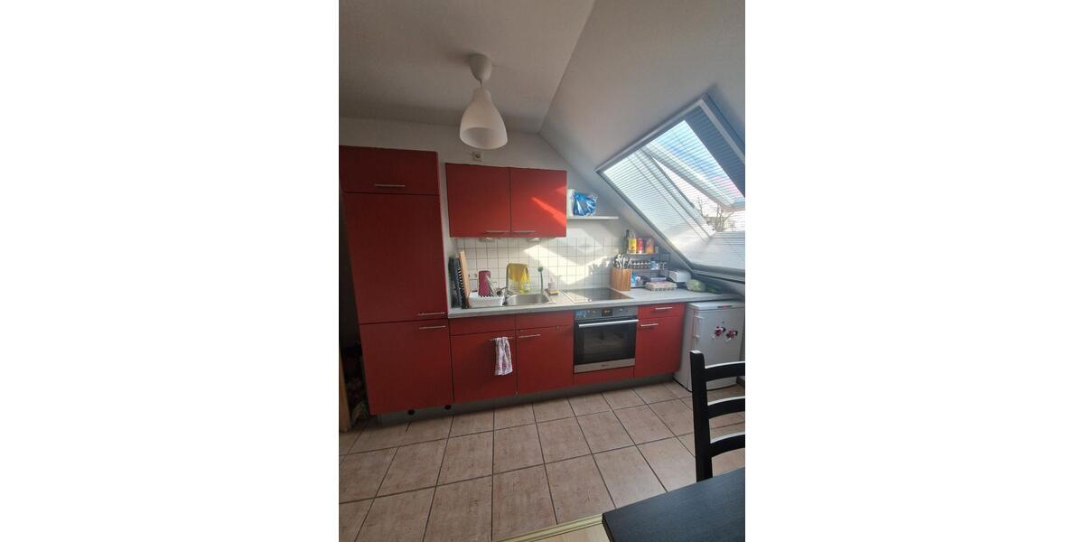 Dachgeschoßwohnung Paderborn Univiertel - 2 Zimmer, 42 m&sup2;, 390&euro; | Angebot:25396077