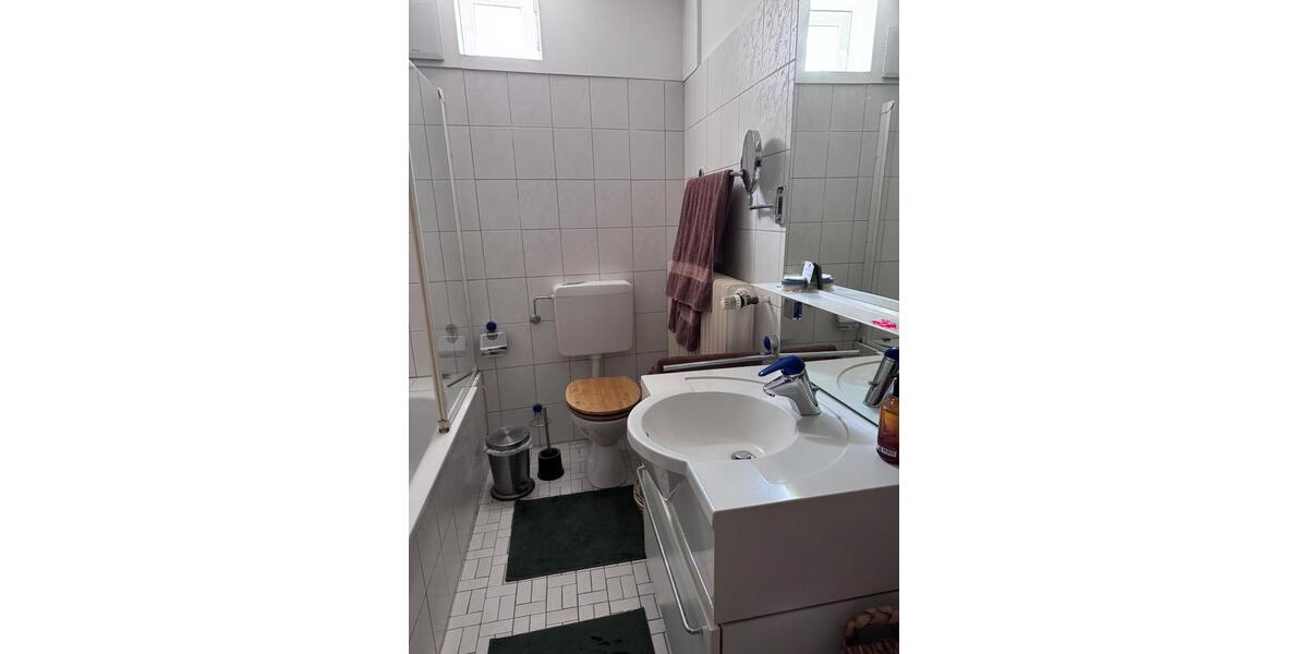 Etagenwohnung Lippstadt - 1 Zimmer, 76 m&sup2;, 880&euro; | Angebot:26592540