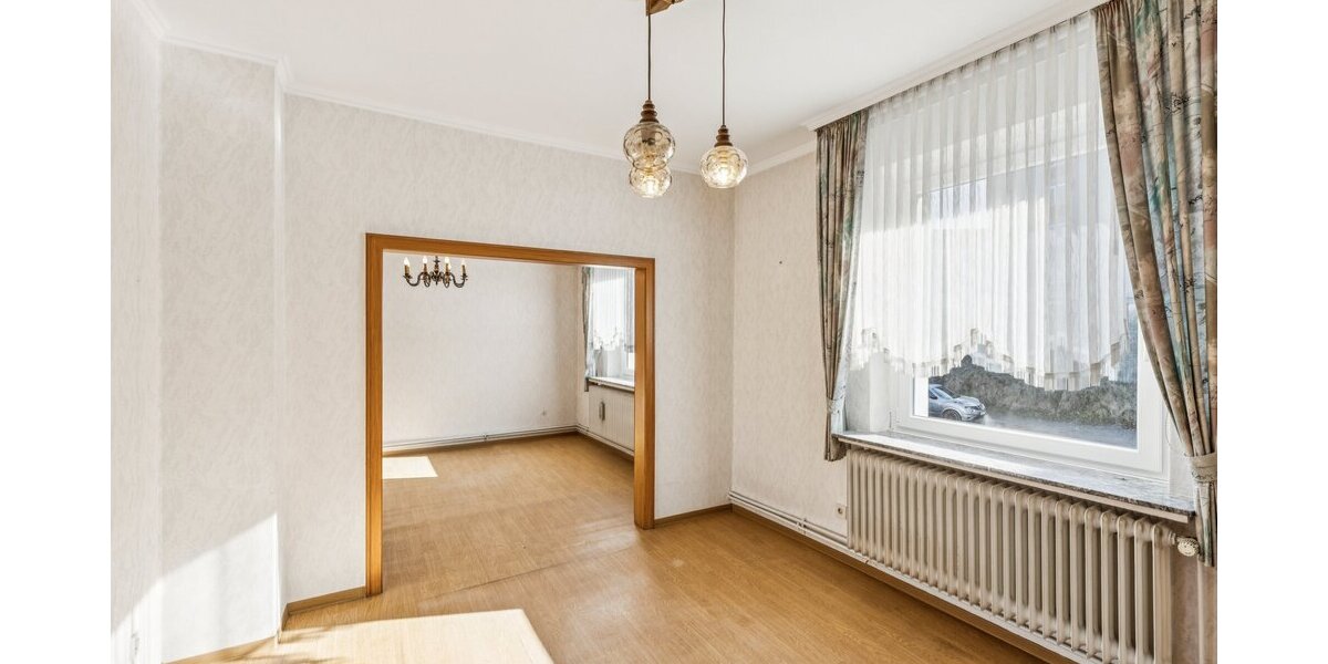 Zweifamilienhaus mit Potenzial – ideal für Mehrgenerationenwohnen oder Kapitalanlage - Einfamilienhaus Warstein | Angebot:25857972