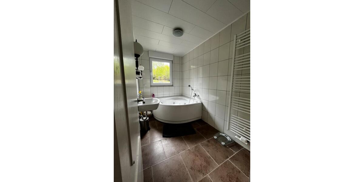 Einfamilienhaus Warstein - 6 Zimmer, 140 m&sup2;, 290.000&euro; | Angebot:26572570