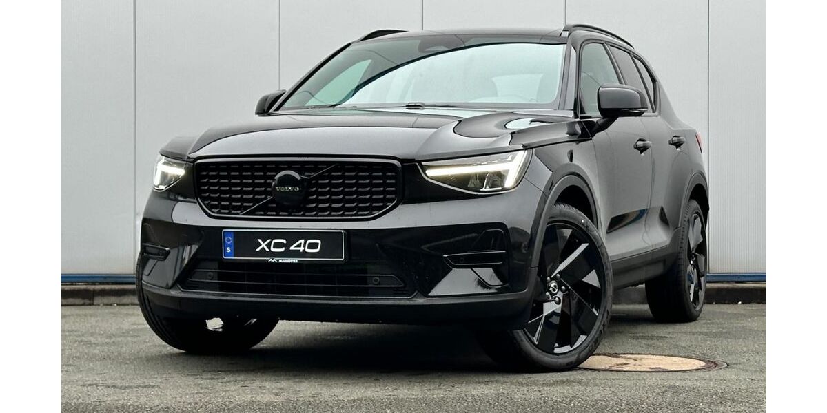 Volvo XC40 3.000 km 42.940 &euro; Paderborn 33106