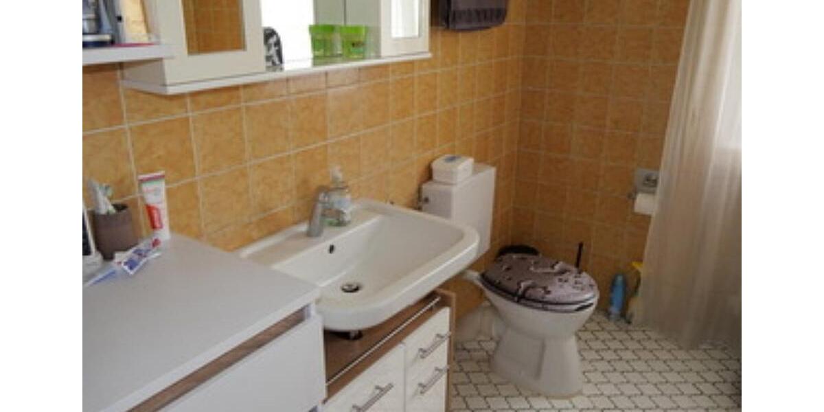 Dachgeschoßwohnung Warstein - 4 Zimmer, 75 m&sup2;, 430&euro; | Angebot:26026024