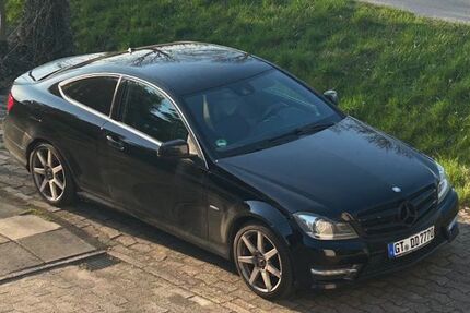 Mercedes-Benz 220 270.000 km 7.000 &euro; Verl 33415