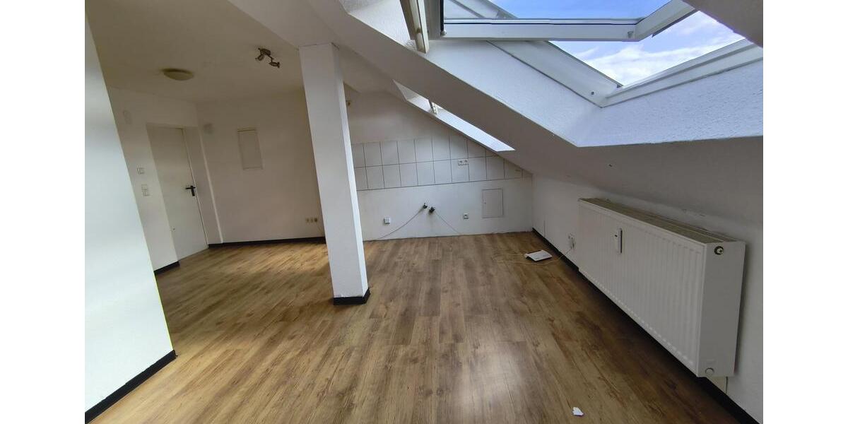 Dachgeschoßwohnung Paderborn - 2 Zimmer, 38 m&sup2;, 490&euro; | Angebot:26656166
