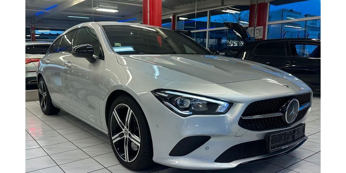Mercedes-Benz CLA Shooting Brake 27.710 km 31.499 &euro; Paderborn 33100
