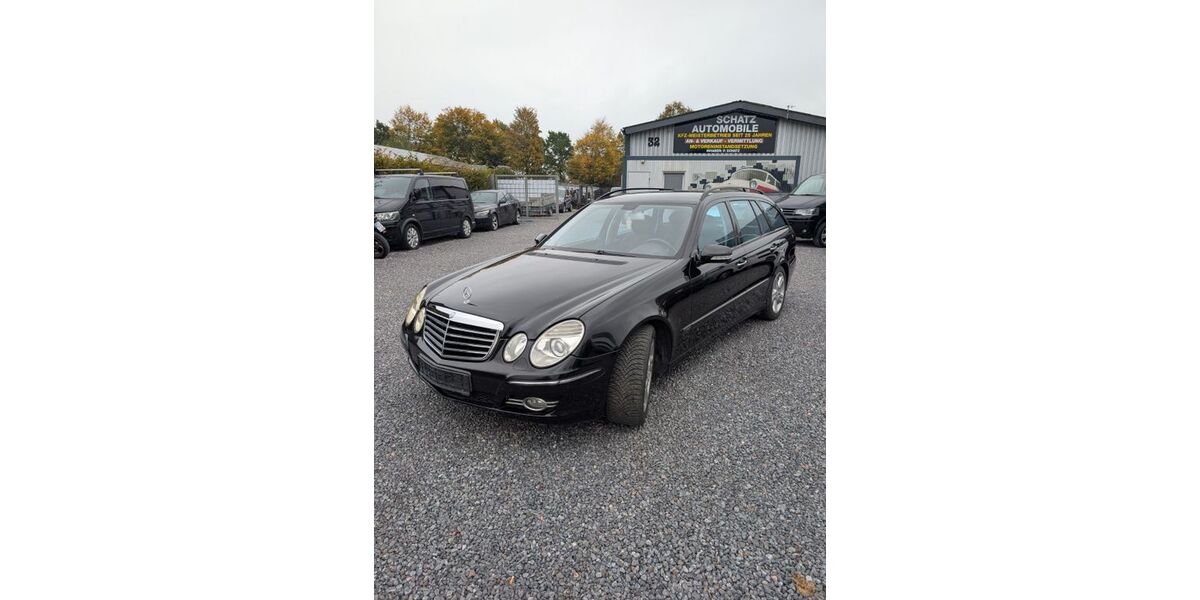 Mercedes-Benz E 200 262.165 km 4.975 &euro; Paderborn 33100
