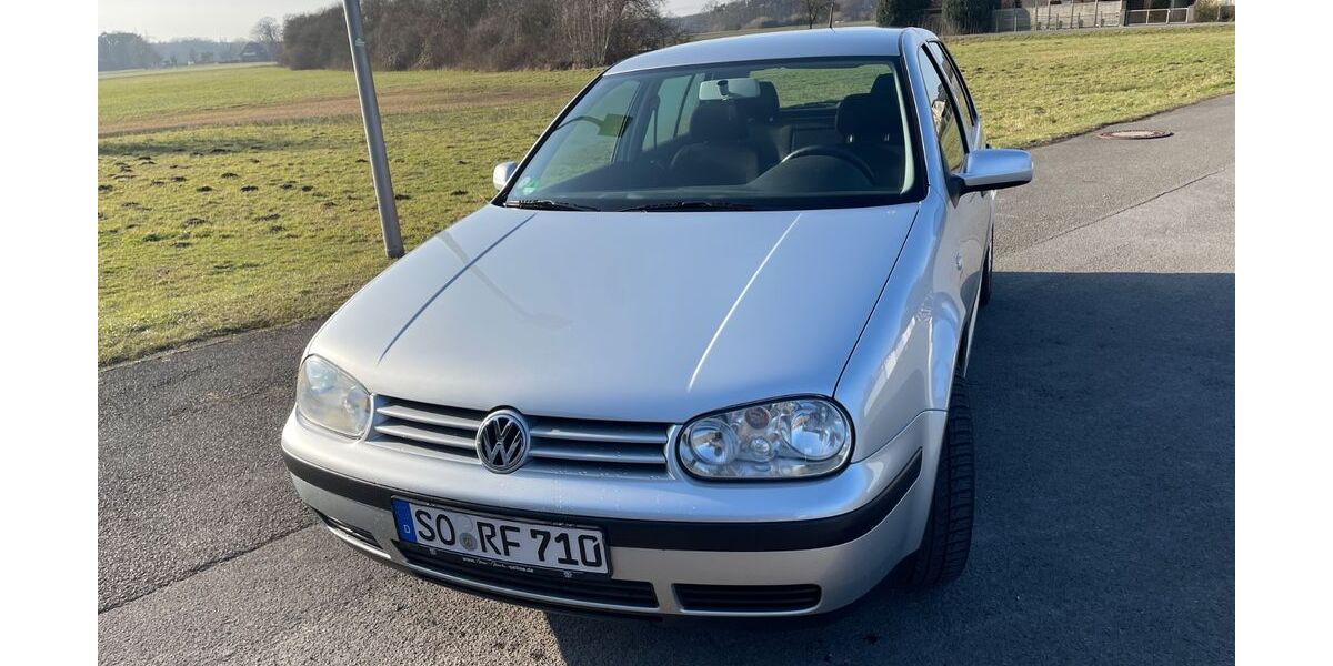 VW Golf 43.500 km 4.900 &euro; Gütersloh 33335