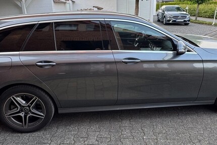 Mercedes-Benz E 300 48.000 km 35.500 &euro; Paderborn 33104