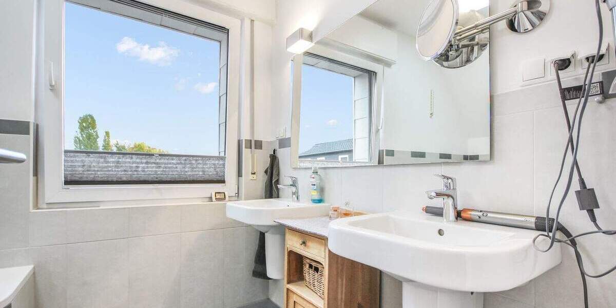 Einfamilienhaus Warstein - 1 Zimmer, 292 m&sup2;, 429.000&euro; | Angebot:25821853