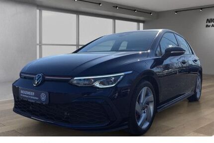 VW Golf 24.681 km 27.590 &euro; Salzkotten 33154