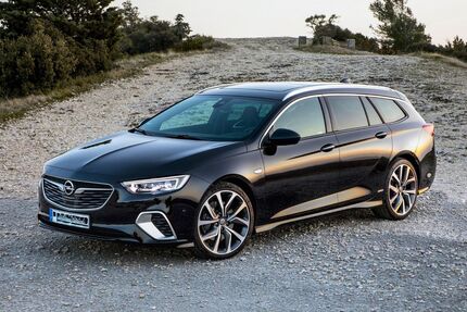 Opel Insignia 73.500 km 22.900 &euro; Paderborn 33102