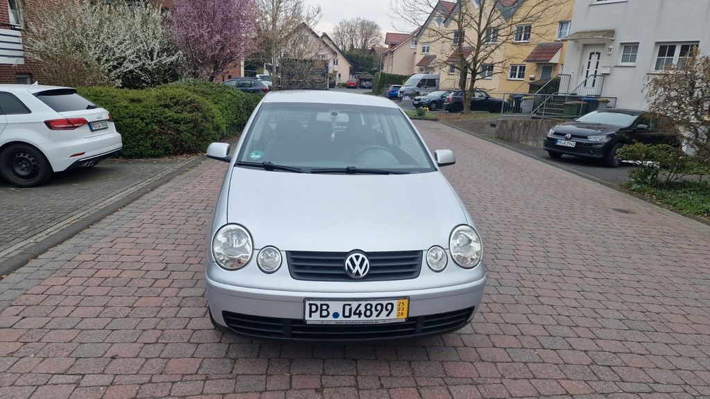 VW Polo 117.859 km 2.300 &euro; Paderborn 33102