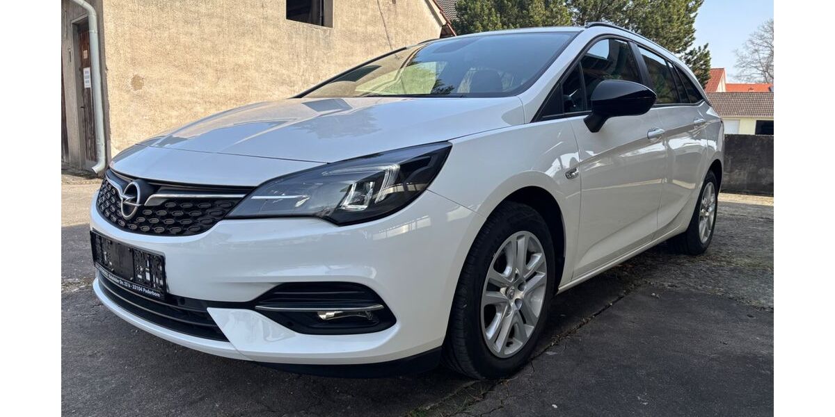 Opel Astra 82.746 km 12.790 &euro; Paderborn 33104