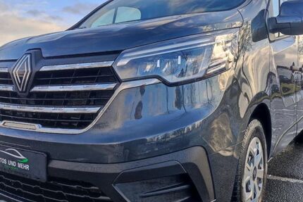 Renault Trafic 22.500 km 32.990 &euro; Paderborn 33100