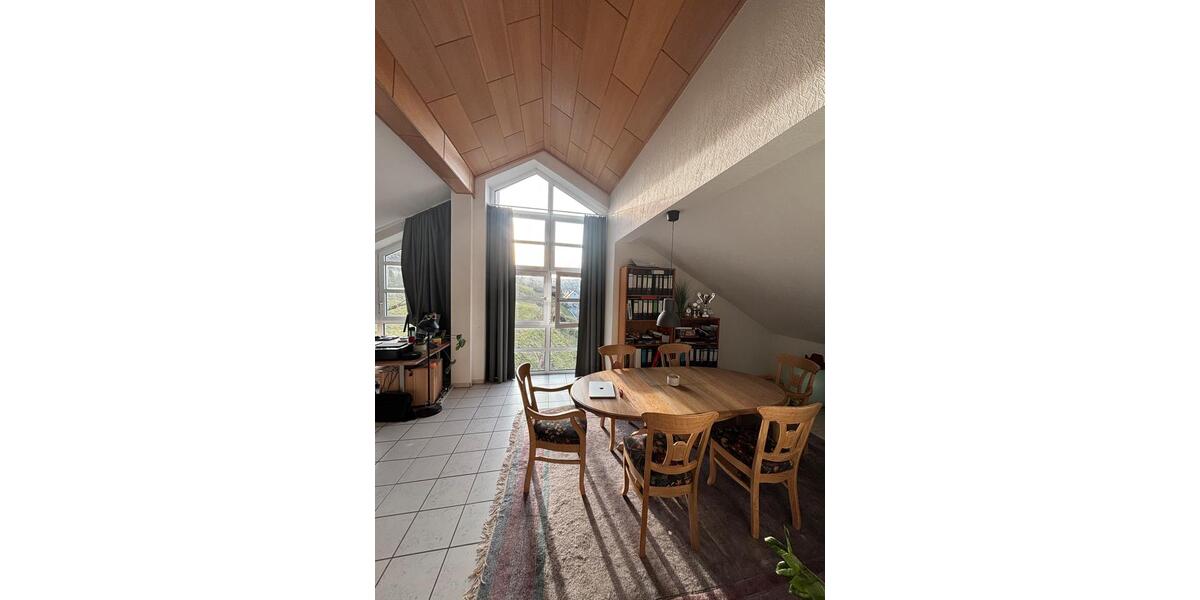 Dachgeschoßwohnung Warstein - 2 Zimmer, 67 m&sup2;, 450&euro; | Angebot:25831707