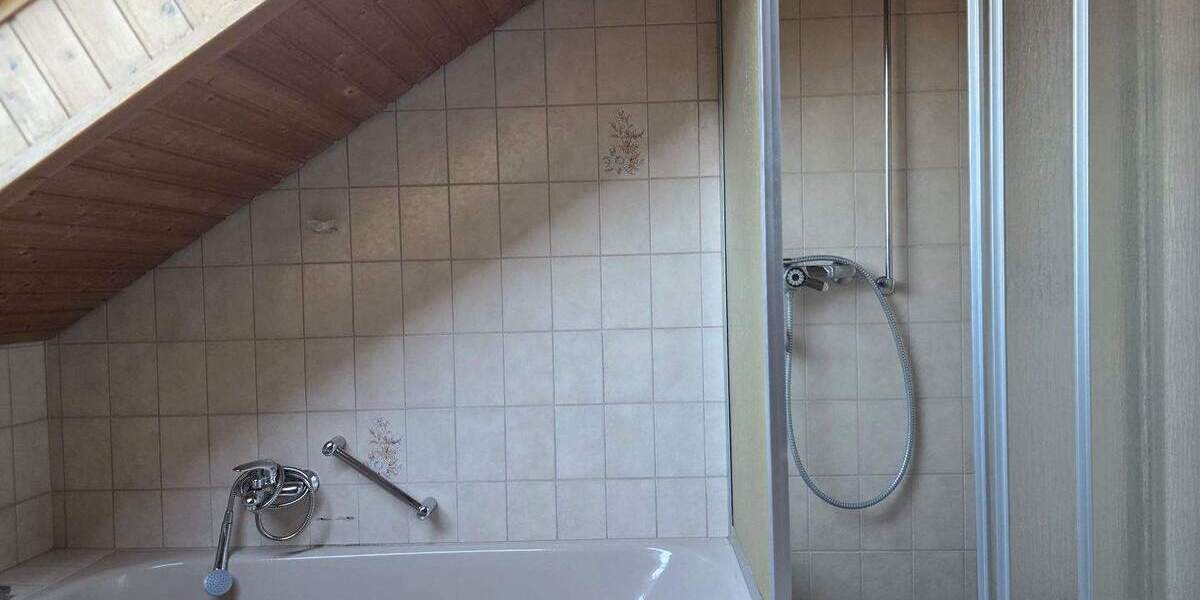 Reihenmittelhaus Paderborn Schloß Neuhaus - 4 Zimmer, 106 m&sup2;, 299.000&euro; | Angebot:25744189