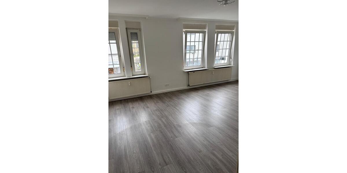 Etagenwohnung Warstein - 3 Zimmer, 124 m&sup2;, 1.100&euro; | Angebot:26648877