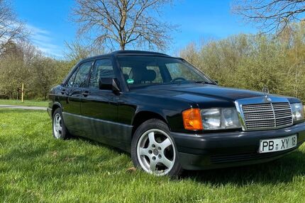 Mercedes-Benz 190 178.000 km 5.900 &euro; Salzkotten 33154