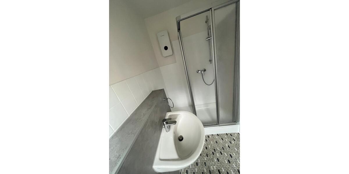 Etagenwohnung Paderborn - 1 Zimmer, 21 m&sup2;, 290&euro; | Angebot:25895249