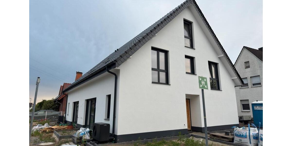 Doppelhaushälfte Salzkotten - 6 Zimmer, 138 m&sup2;, 469.999&euro; | Angebot:27003876