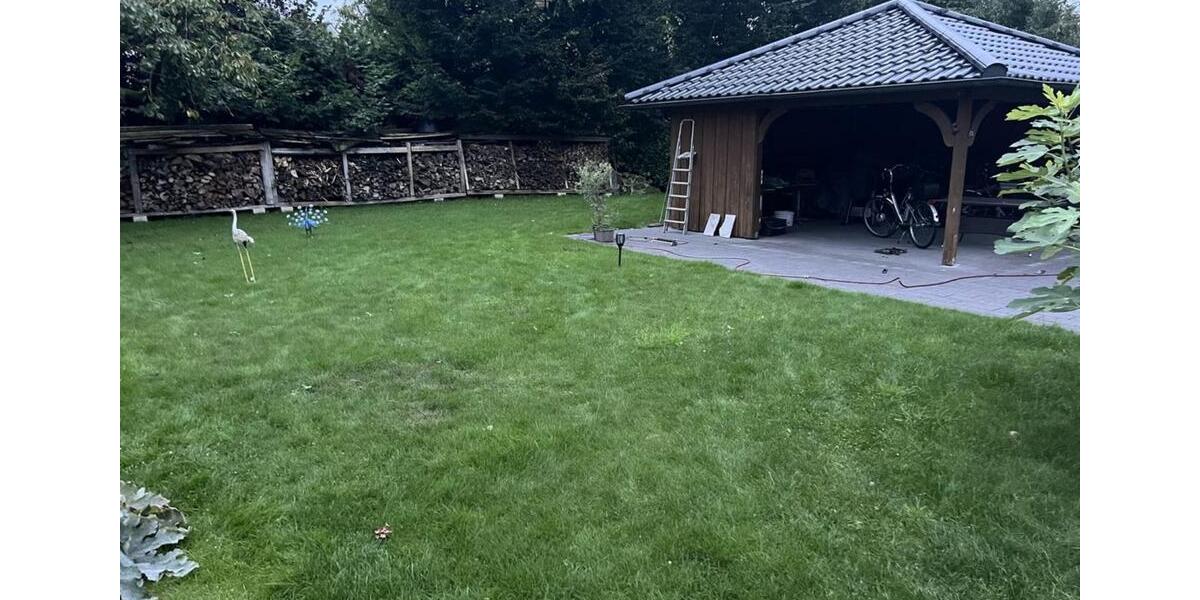 Terrassenwohnung Gütersloh - 5 Zimmer, 155 m&sup2;, 1.950&euro; | Angebot:25837297