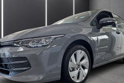 VW Golf 10.569 km 25.970 &euro; Warstein-Belecke 59581