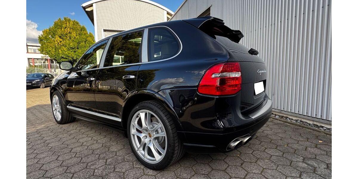 Porsche Cayenne 127.685 km 26.950 &euro; Soest 59494