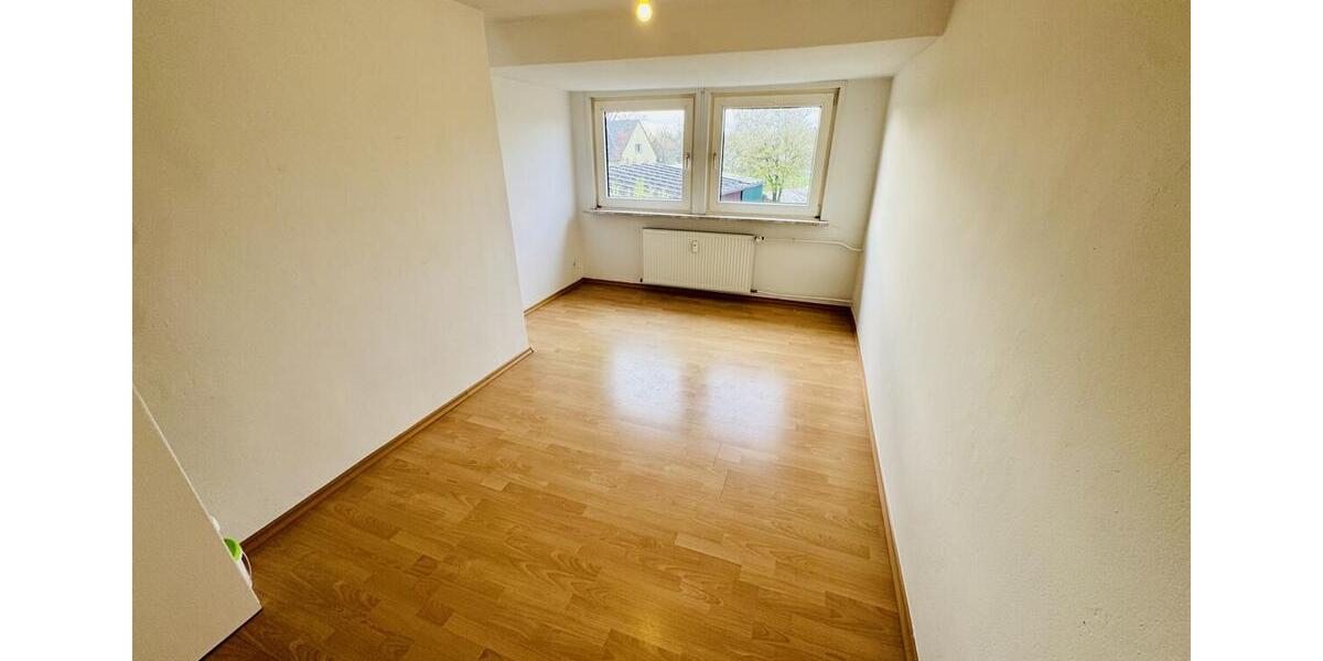 Dachgeschoßwohnung Bad Sassendorf - 4 Zimmer, 79 m&sup2;, 450&euro; | Angebot:26606251