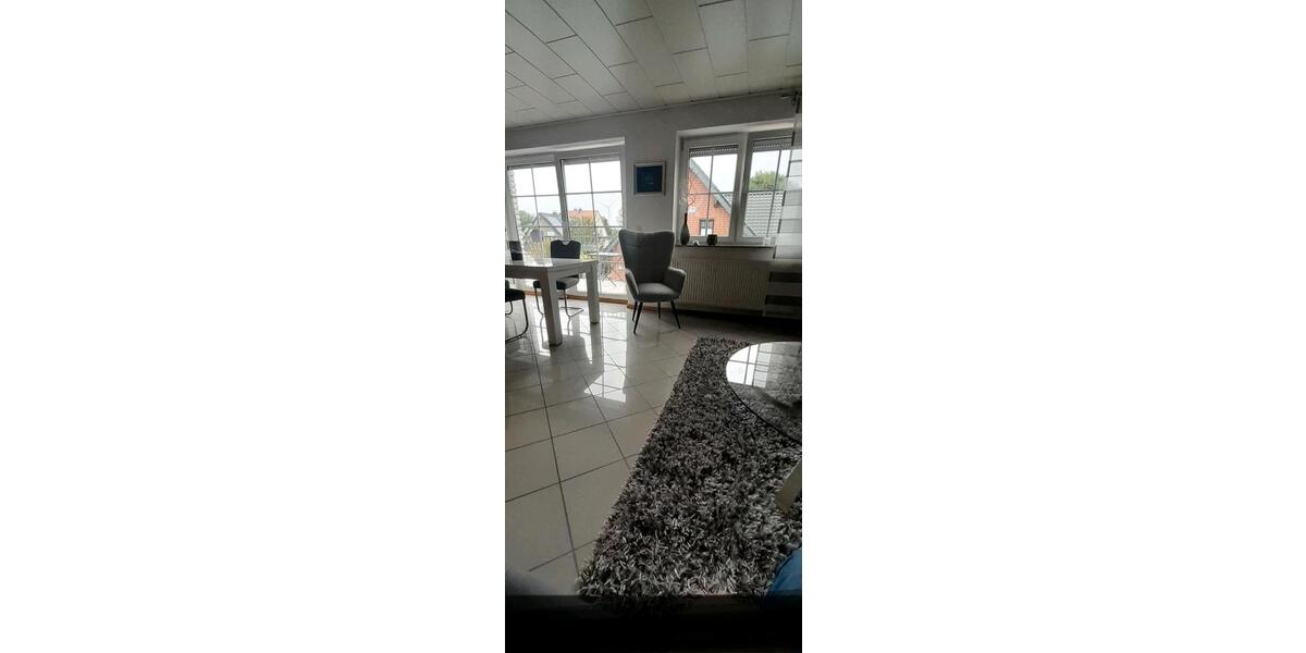 Dachgeschoßwohnung Erwitte - 4 Zimmer, 115 m&sup2;, 750&euro; | Angebot:25221232