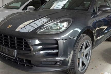 Porsche Macan 69.400 km 48.430 &euro; Paderborn 33100