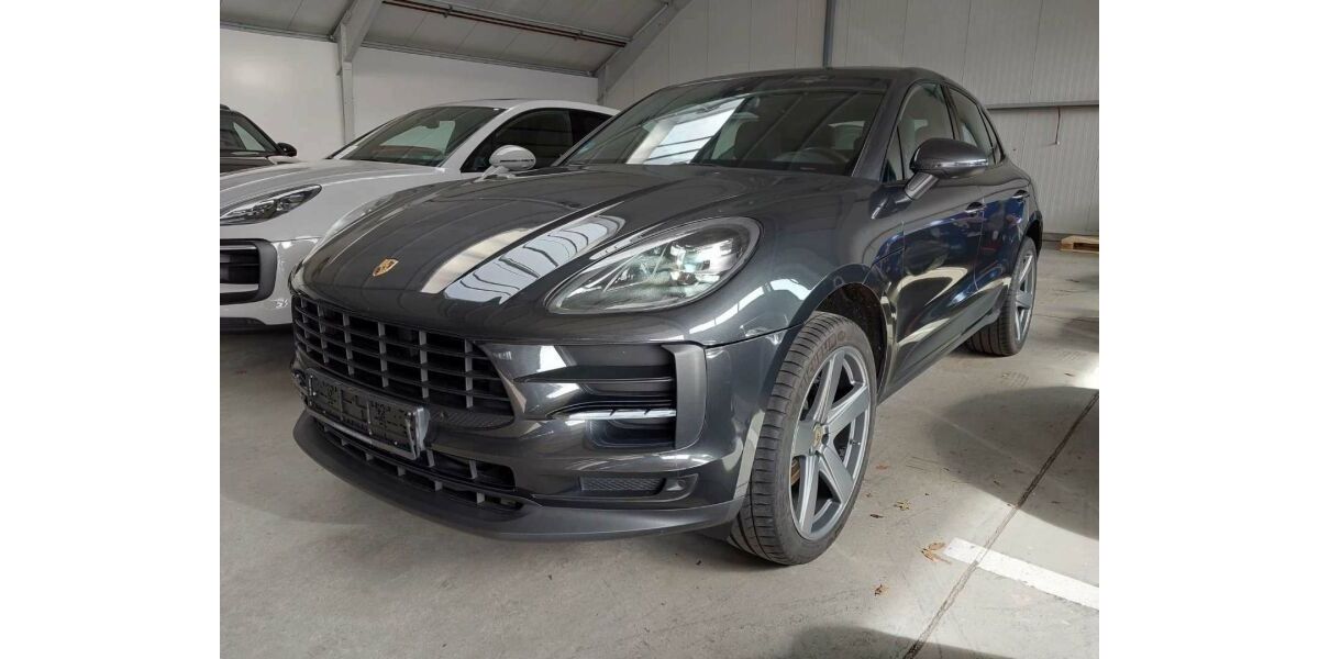 Porsche Macan 69.400 km 48.430 &euro; Paderborn 33100