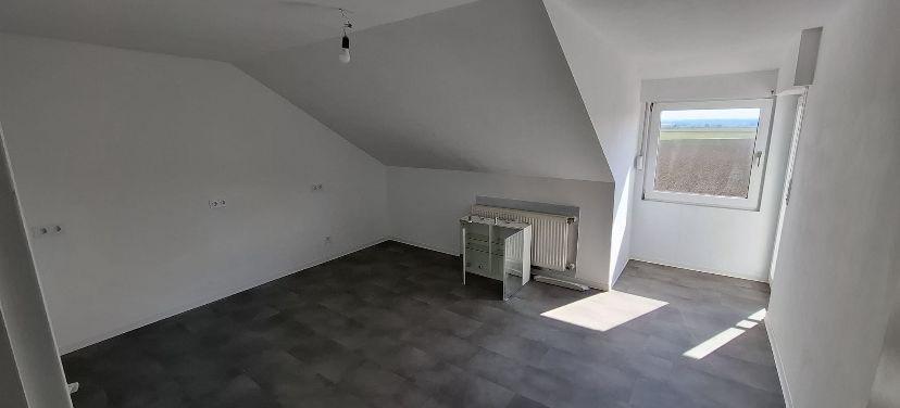 Dachgeschoßwohnung Paderborn Elsen - 3 Zimmer, 90 m&sup2;, 800&euro; | Angebot:25843798