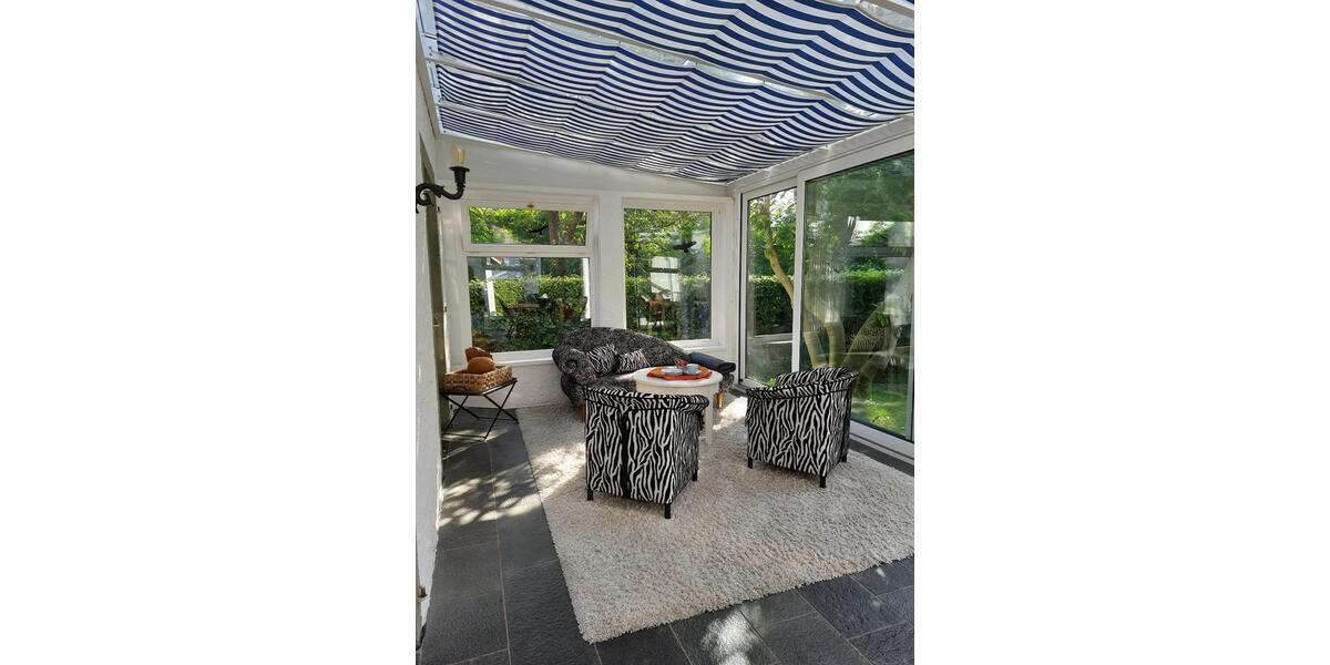 Einfamilienhaus Rheda-Wiedenbrück Wiedenbrück - 11 Zimmer, 280 m&sup2;, 599.000&euro; | Angebot:25959785