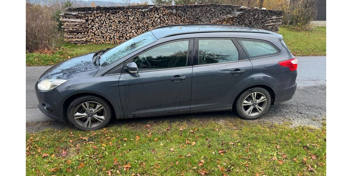 Ford Focus 152.000 km 5.000 &euro; Rüthen 59602