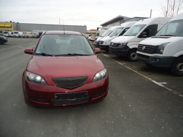 Mazda 2 116.700 km 1.990 &euro; Paderborn 33104