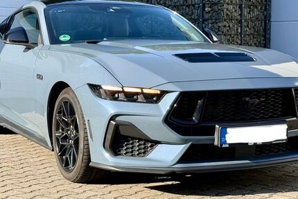 Ford Mustang 39.000 km 47.900 &euro; Lippstadt 59557