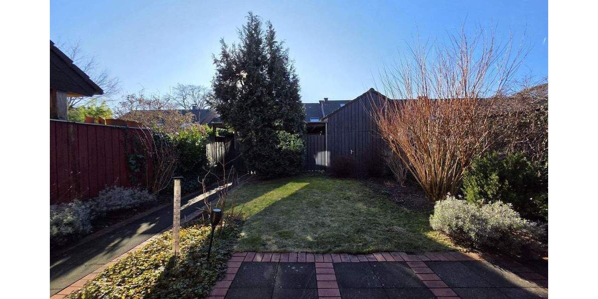 Reihenmittelhaus Paderborn Schloß Neuhaus - 4 Zimmer, 106 m&sup2;, 299.000&euro; | Angebot:25744189