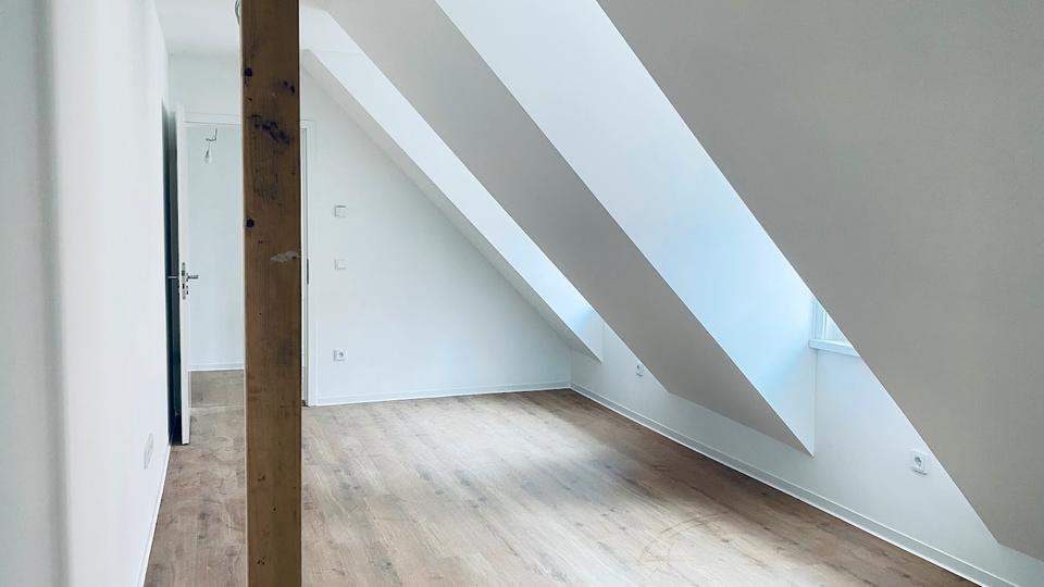 Dachgeschoßwohnung Paderborn - 2 Zimmer, 72 m&sup2;, 1.042&euro; | Angebot:26676319