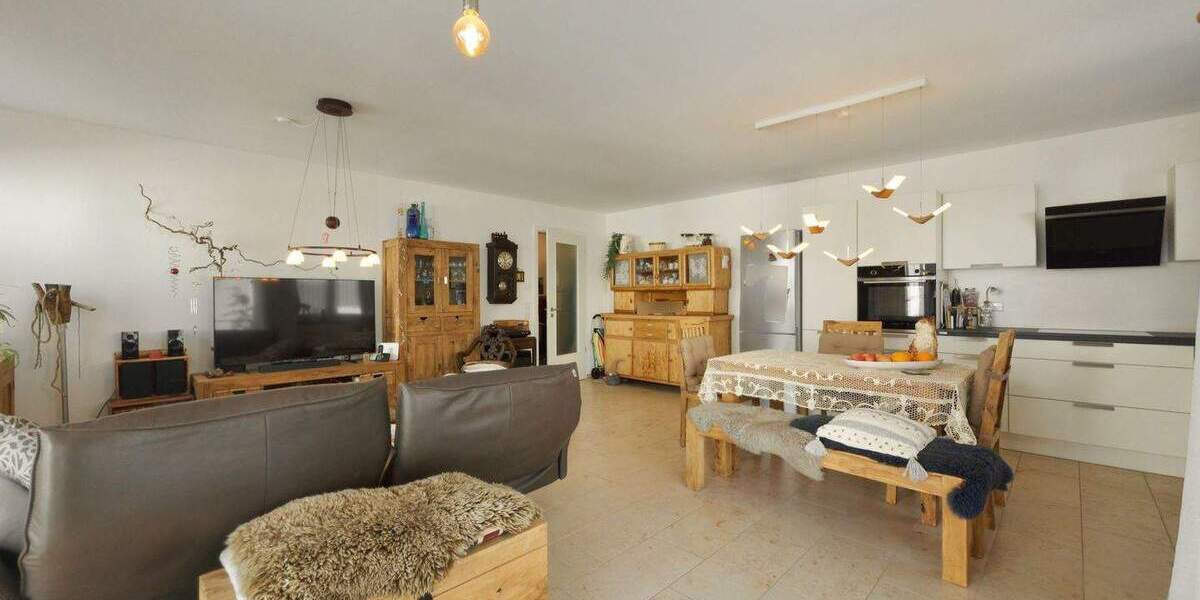 Etagenwohnung Paderborn Kernstadt - 3 Zimmer, 84 m&sup2;, 340.000&euro; | Angebot:25916324