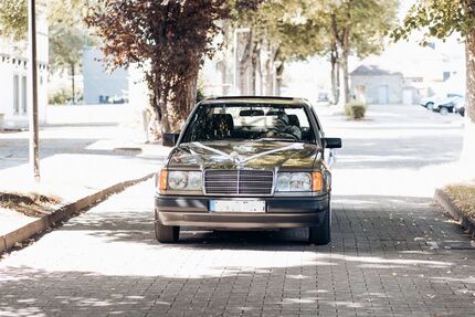 Mercedes-Benz E 230 100.000 km 7.900 &euro; Erwitte 59597