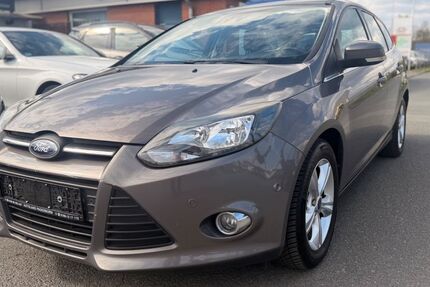 Ford Focus 80.000 km 6.290 &euro; Paderborn 33104