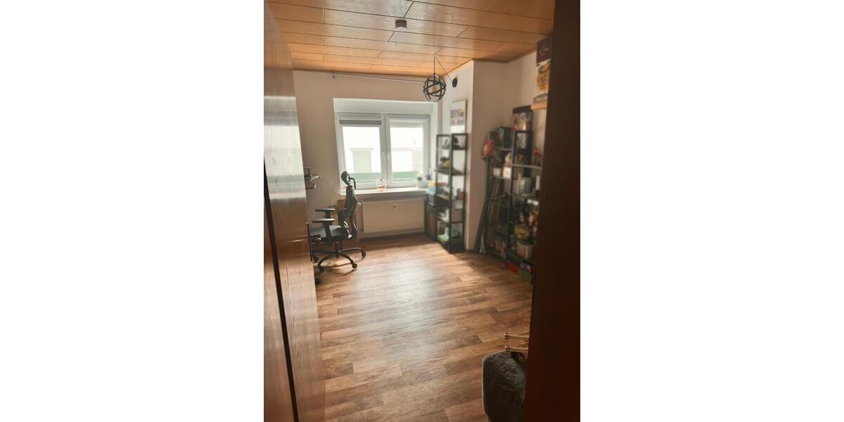 Erdgeschoßwohnung Paderborn - 3 Zimmer, 92 m&sup2;, 1.100&euro; | Angebot:24755845