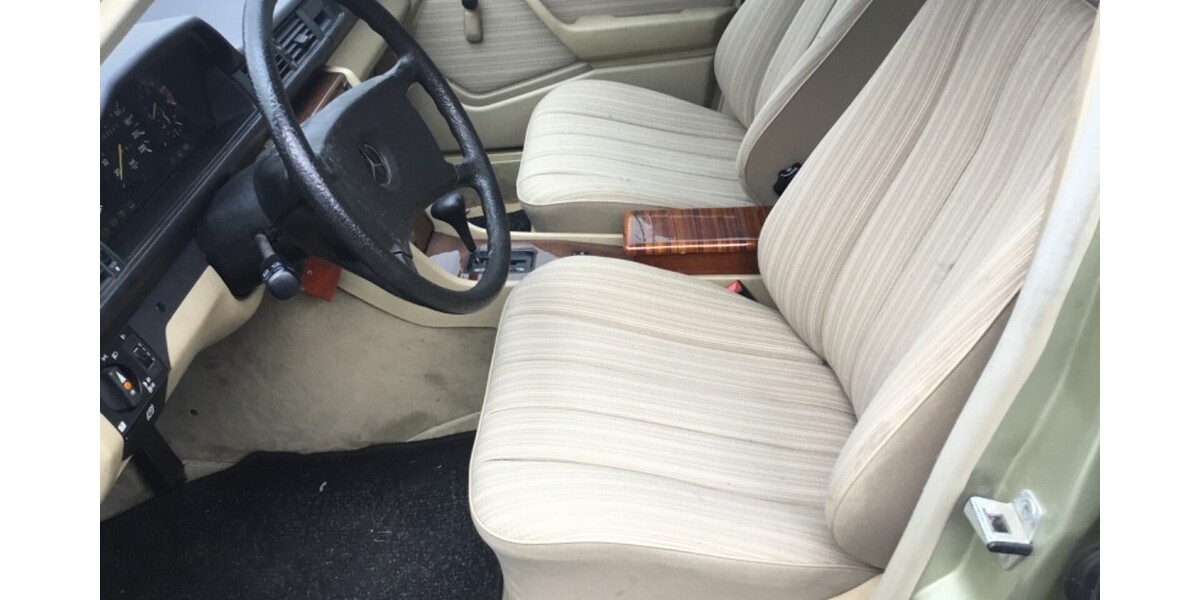 Mercedes-Benz E 230 69.800 km 10.800 &euro; Paderborn 33104