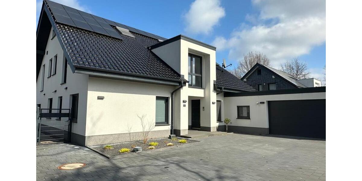 Dachgeschoßwohnung Paderborn Elsen - 4 Zimmer, 134 m&sup2;, 1.600&euro; | Angebot:25933364