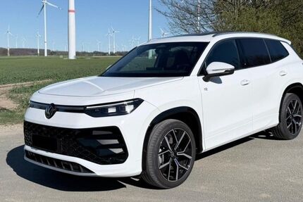 VW Tayron 24.000 km 47.890 &euro; Paderborn 33102