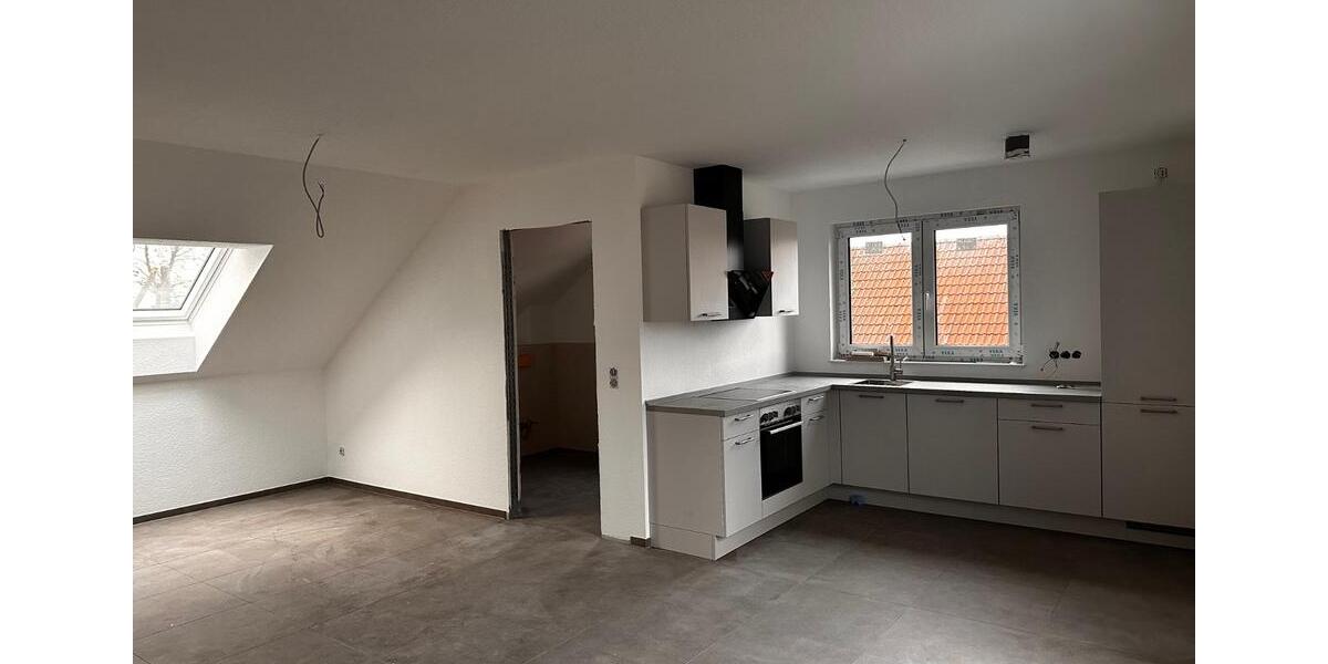 Dachgeschoßwohnung Paderborn - 2 Zimmer, 89 m&sup2;, 1.240&euro; | Angebot:26001836