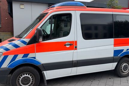 Mercedes-Benz Sprinter 287.000 km 10.999 &euro; Rheda-Wiedenbrück 33378