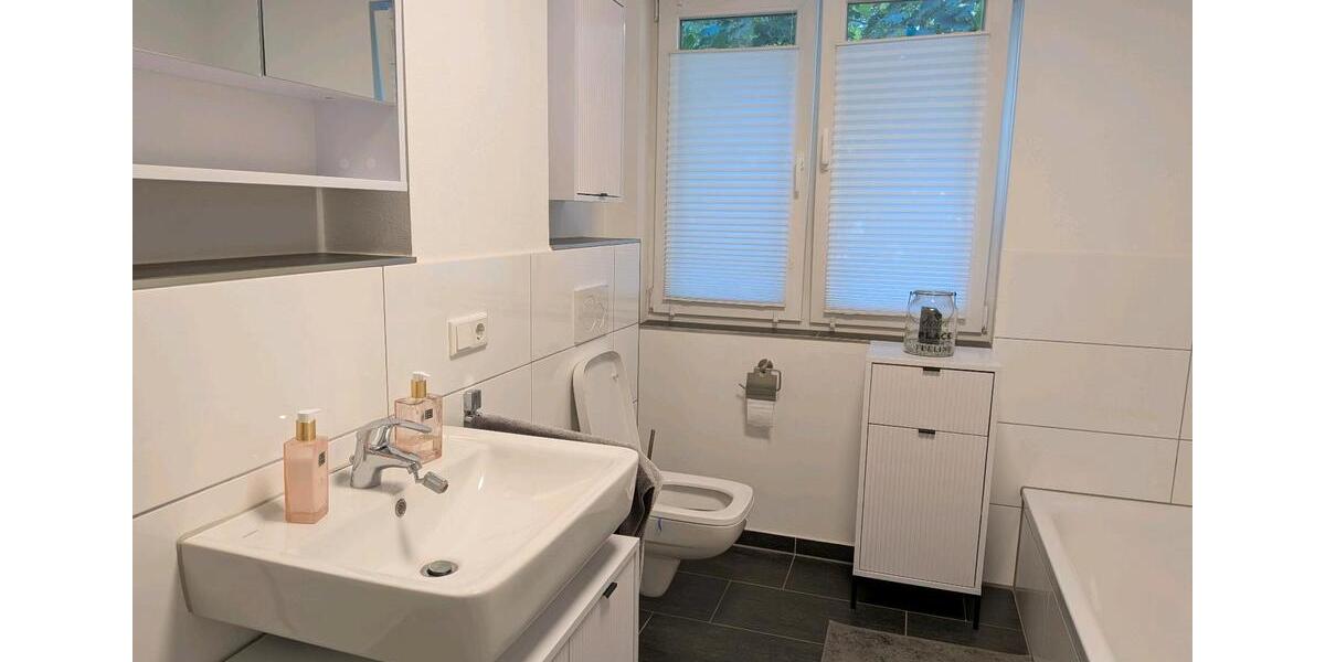 Erdgeschoßwohnung Lippstadt - 4 Zimmer, 105 m&sup2;, 340.000&euro; | Angebot:27295639