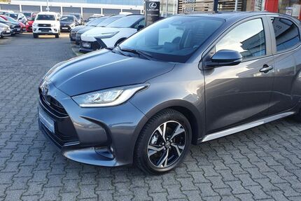 Toyota Yaris 17.280 km 21.990 &euro; Beckum 59269